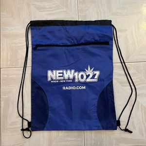 Hit Promotional Products 102.7 WNEW New York blue drawstring bag.